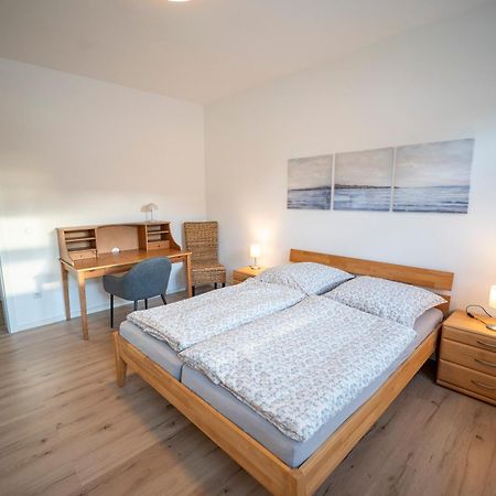Haus Unterm Mammutbaum - Elberadweg Appartement Maagdenburg Buitenkant foto