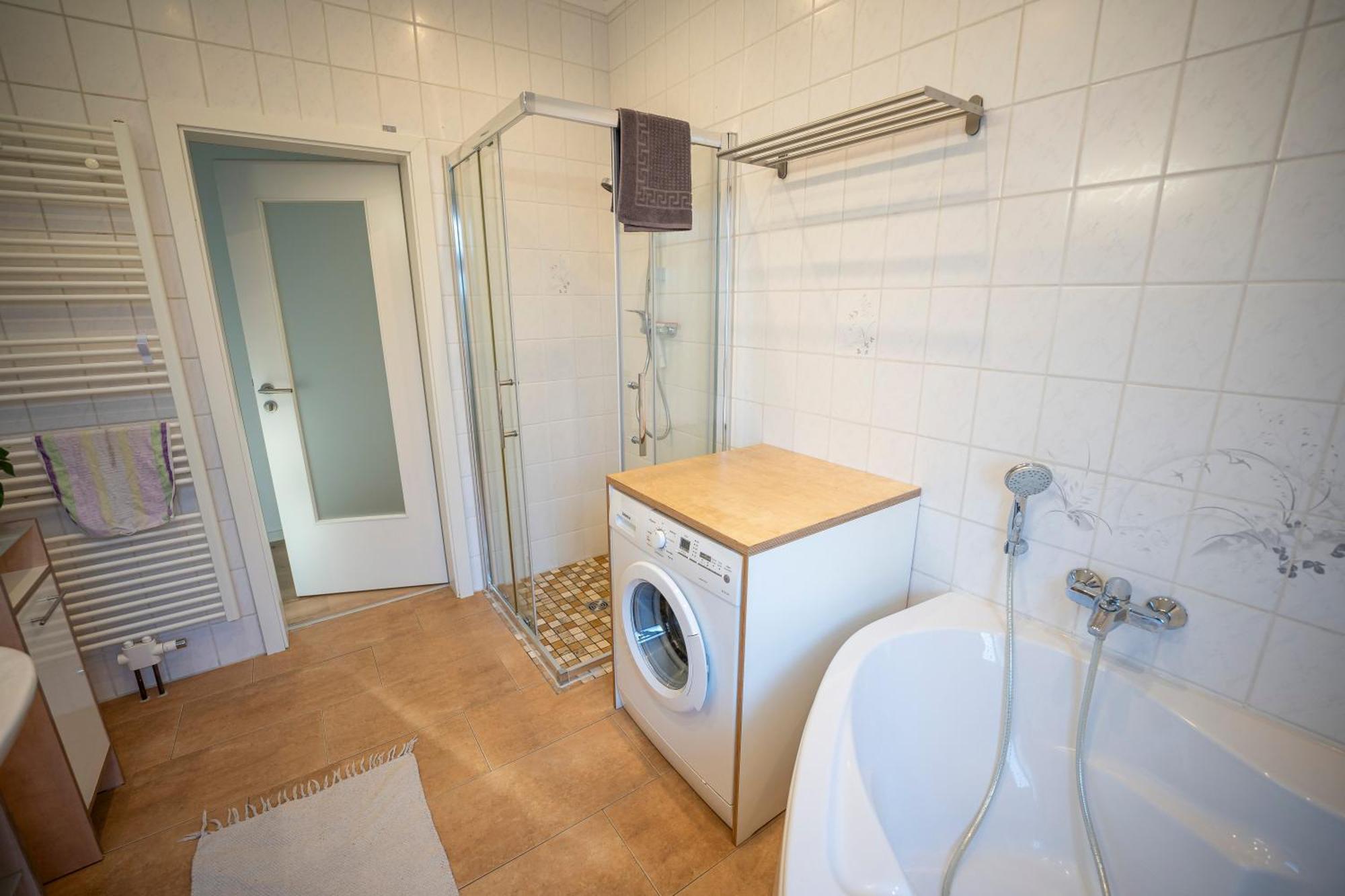 Haus Unterm Mammutbaum - Elberadweg Appartement Maagdenburg Buitenkant foto