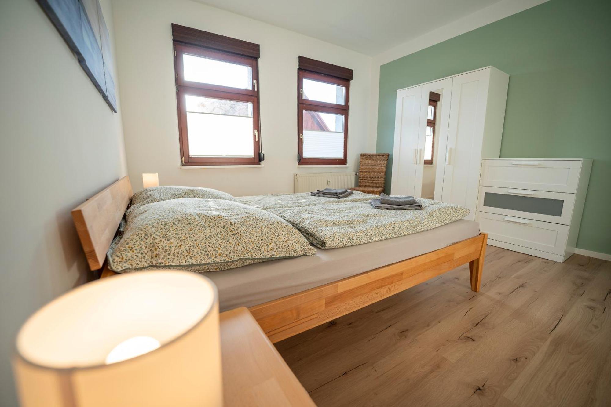 Haus Unterm Mammutbaum - Elberadweg Appartement Maagdenburg Buitenkant foto