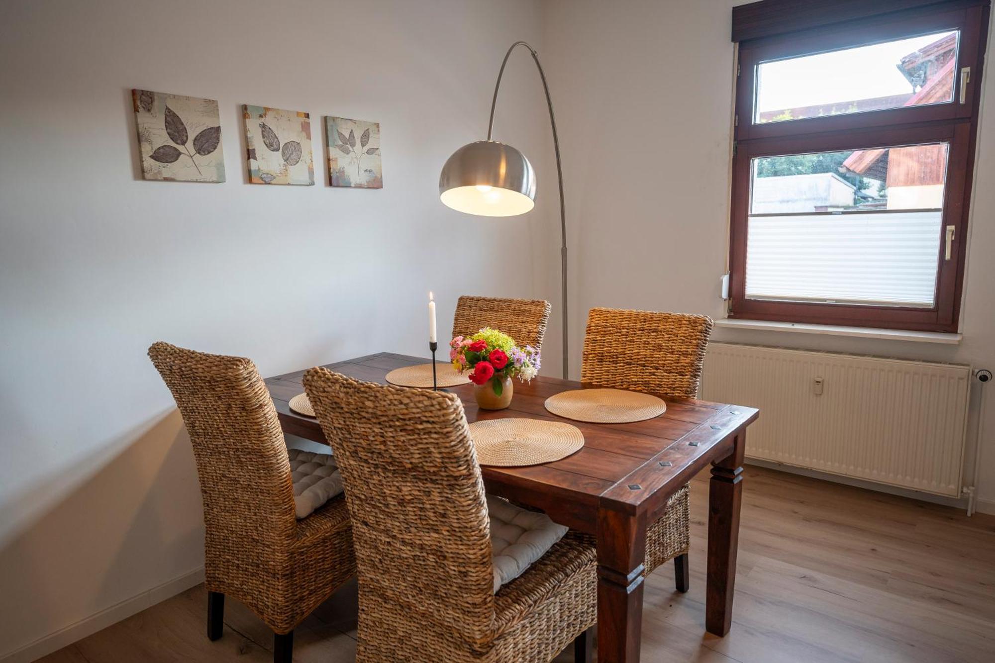 Haus Unterm Mammutbaum - Elberadweg Appartement Maagdenburg Buitenkant foto